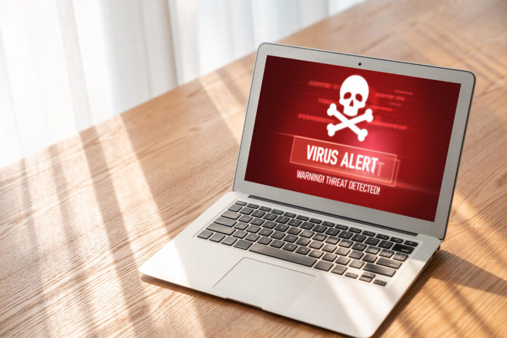 A computer screen with a virus warning detection