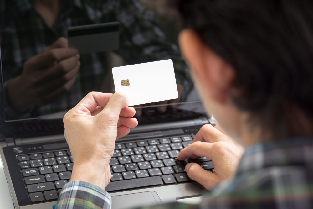 Smart card authentication